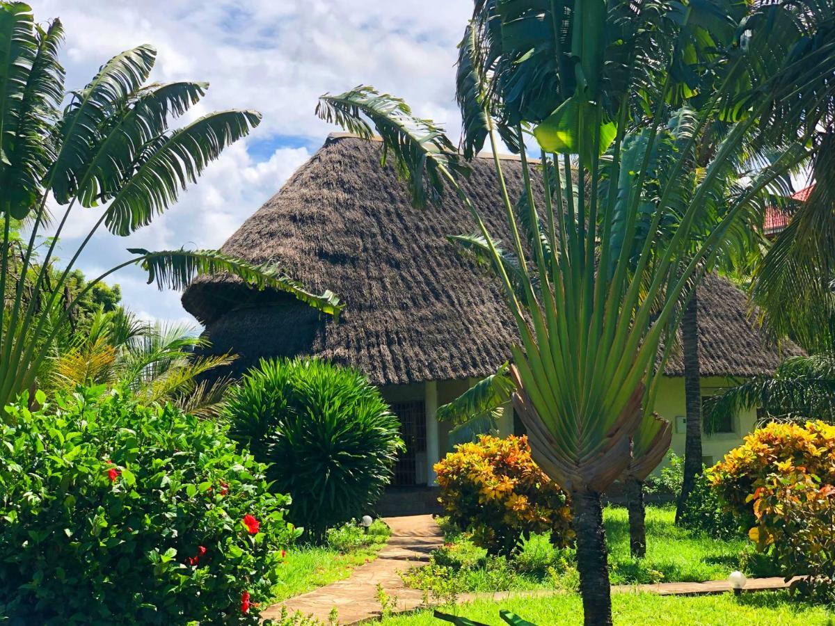 Diani-Paradise-Villas Diani Beach Buitenkant foto